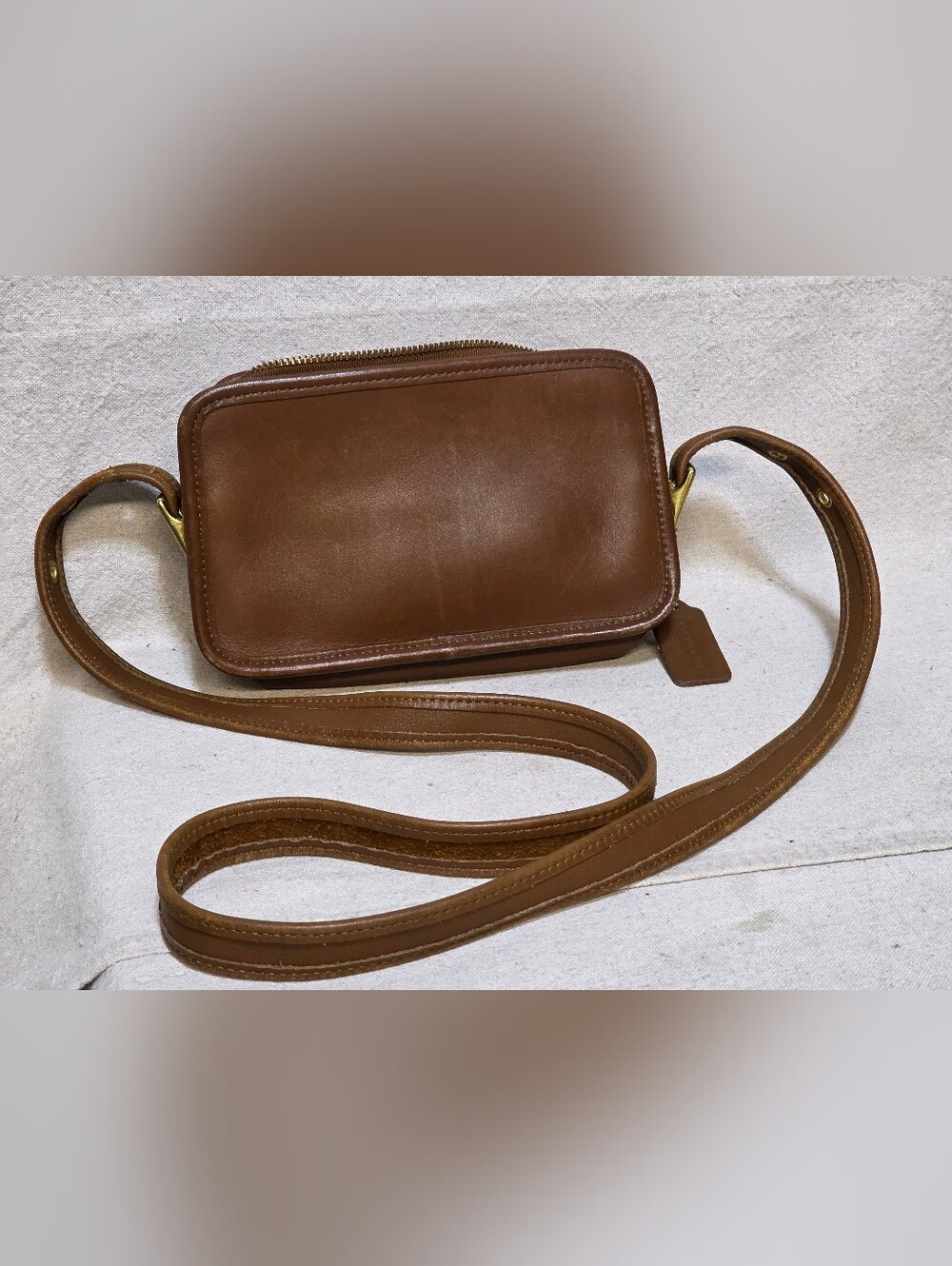 Vintage Coach Legacy Brown Leather East West Compartment Crossbody Bag 9164